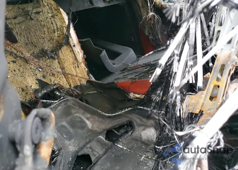 2025 BMW M4 Competition z USA, uszkodzony, nr VIN WBS33HK01SCU09943